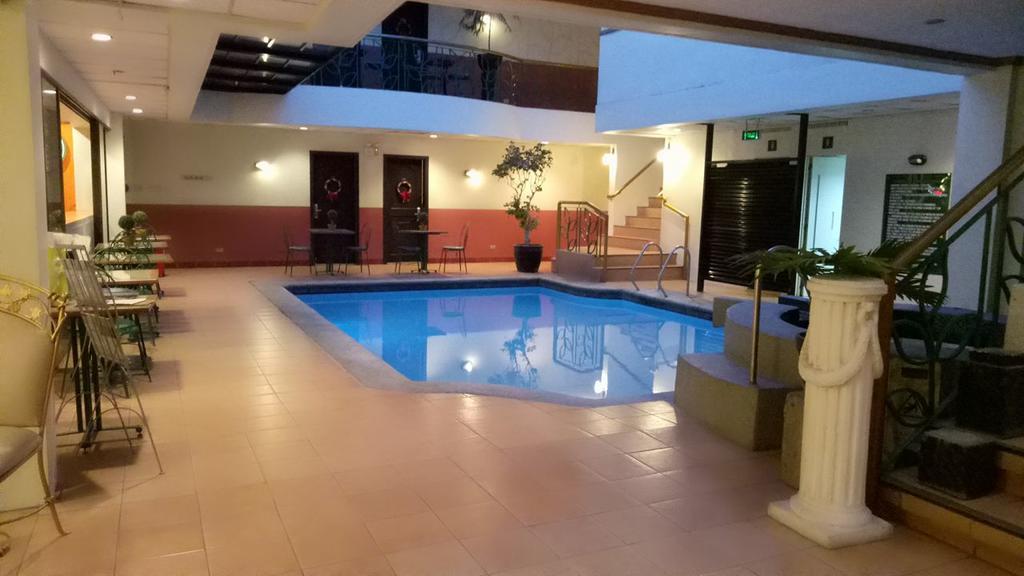DM Residente Hotel Inns&Villas Ángeles Exterior foto